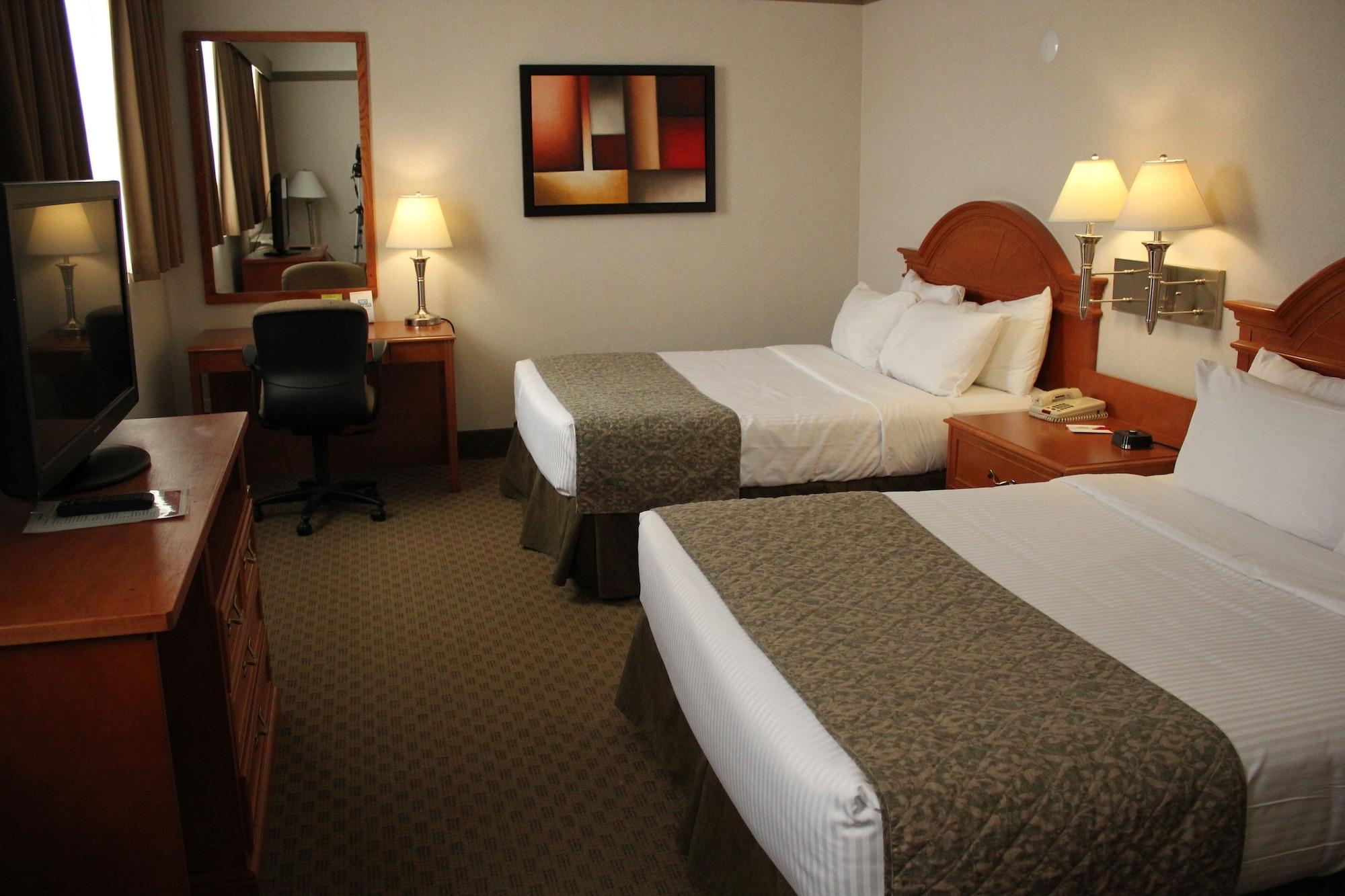 Ramada By Wyndham Edmonton South Hotel Екстериор снимка